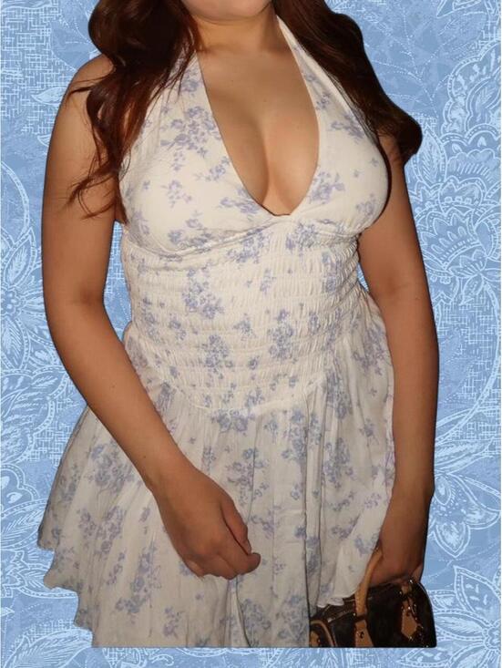 Garage Dresses & Skirts - Garage White & Blue Floral Halter Mini Dress 🤍🩵